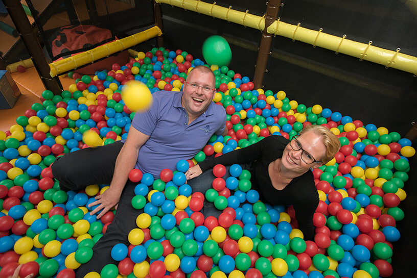 Patrick and Marianne ball pool