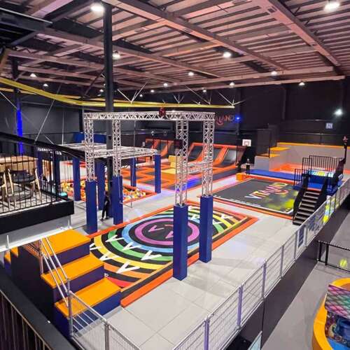 Airbag trampoline park with print ELI Play