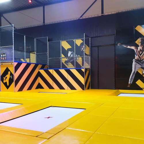 Walking Wall - tailor-made trampoline parks - ELI Play