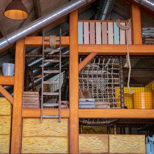 Binnenspeeltuin Speelschuur Molenwaard Fabrikant ELI Play