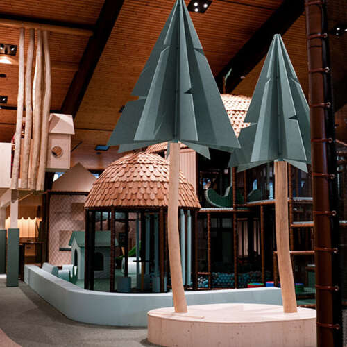 ELI Play Hersteller von Indoor Spielplatz Vier Jahreszeiten am Schluchsee
