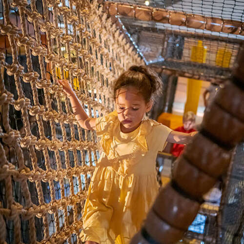 ELI Play Indoor speeltuin fabrikant vakantiepark Molenwaard